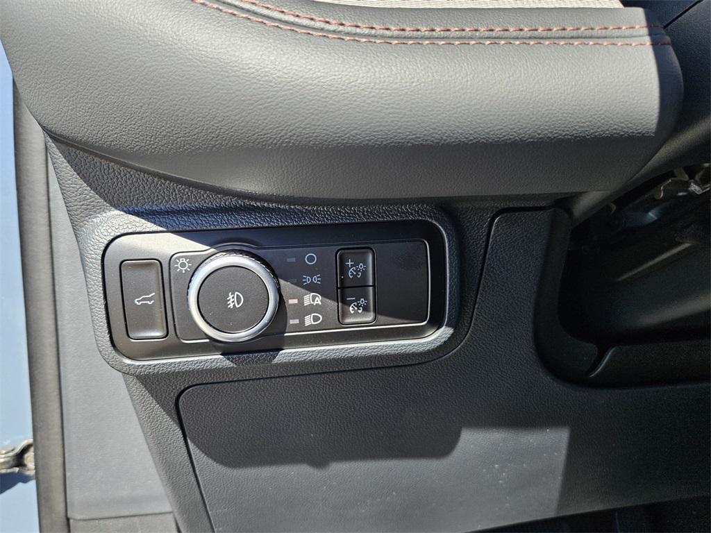 new 2025 Ford Explorer car, priced at $47,888