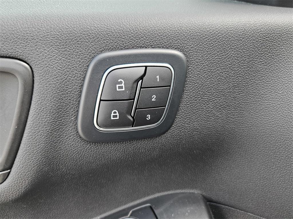 used 2023 Ford Escape car, priced at $20,651