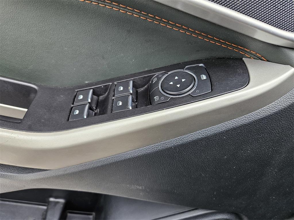 used 2022 Ford Explorer car, priced at $27,292