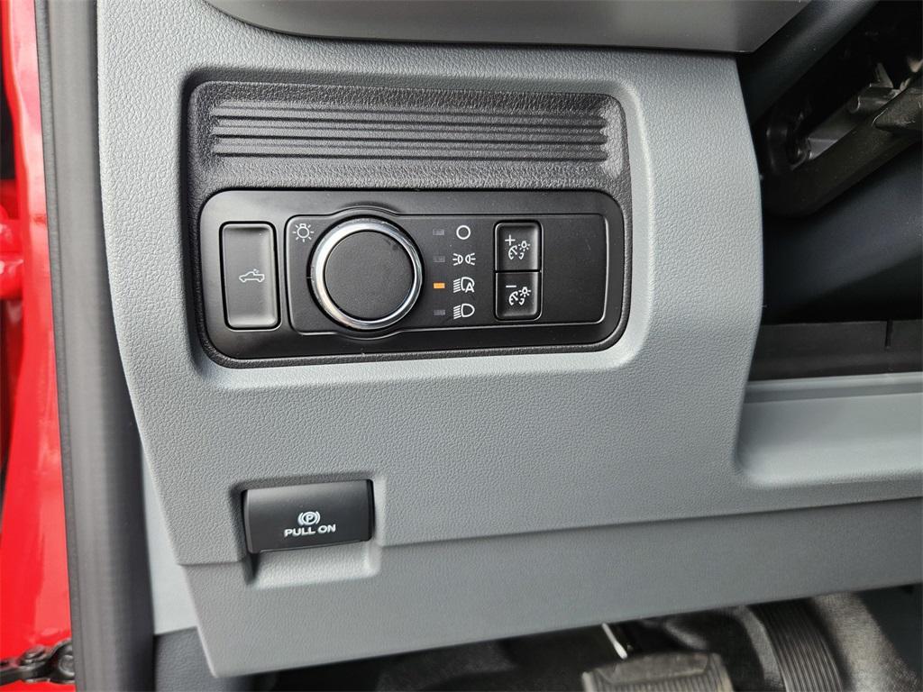 new 2025 Ford F-250 car, priced at $55,995