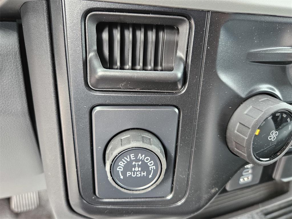 new 2025 Ford F-250 car, priced at $55,995
