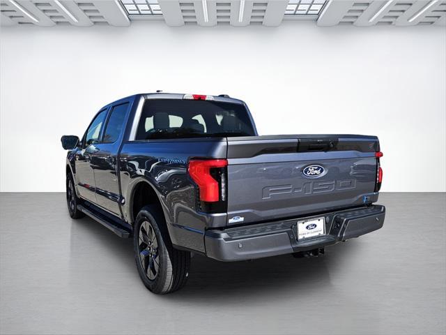 new 2024 Ford F-150 Lightning car