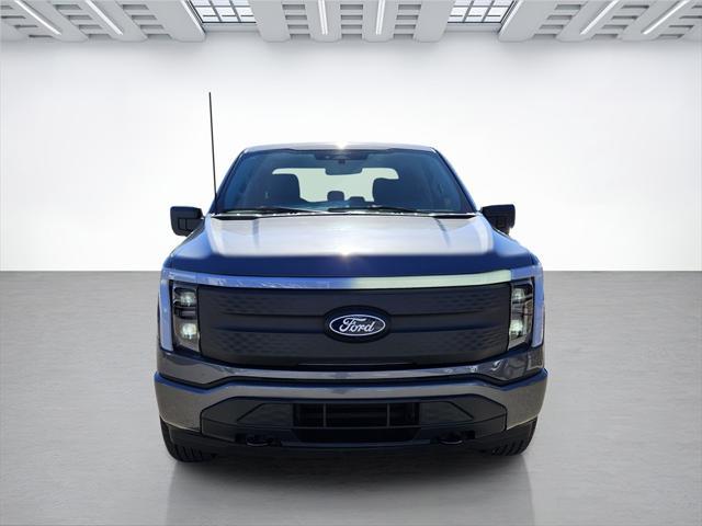 new 2024 Ford F-150 Lightning car