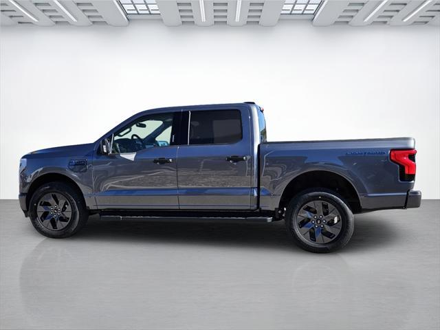 new 2024 Ford F-150 Lightning car