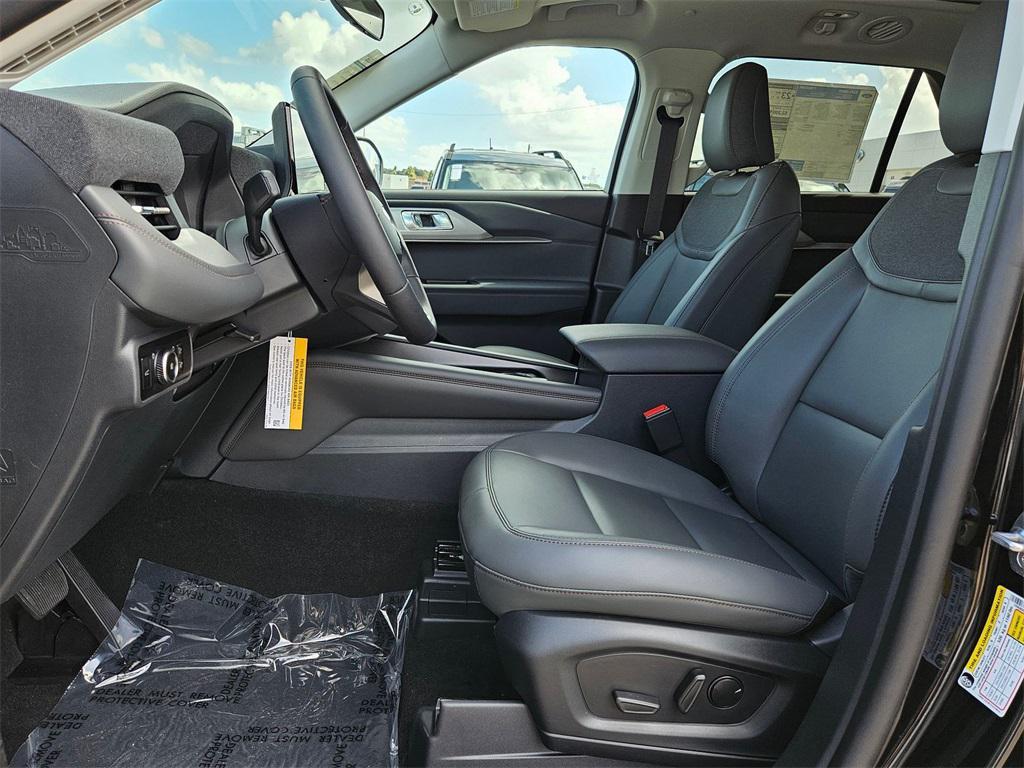 new 2025 Ford Explorer car, priced at $46,880