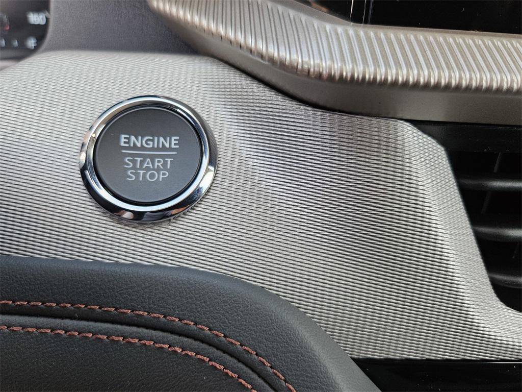 new 2025 Ford Explorer car, priced at $46,880