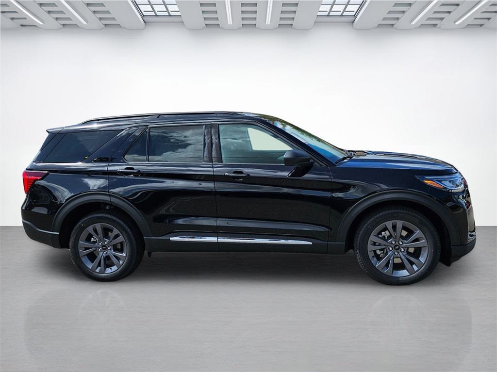 new 2025 Ford Explorer car, priced at $46,880