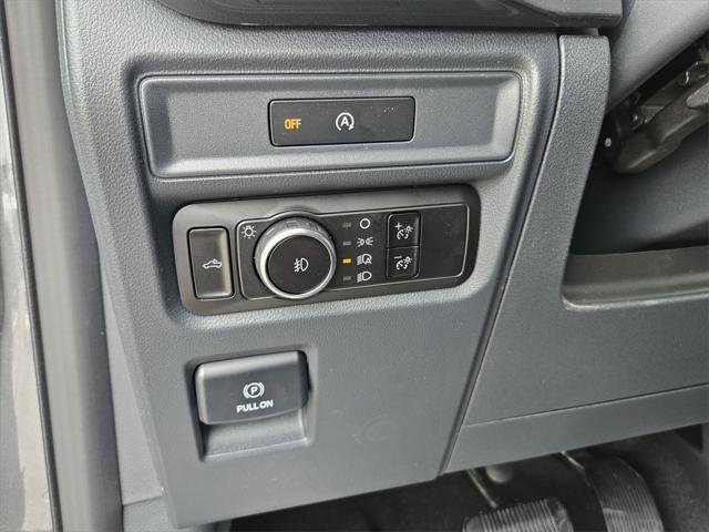 new 2025 Ford F-150 car, priced at $42,995