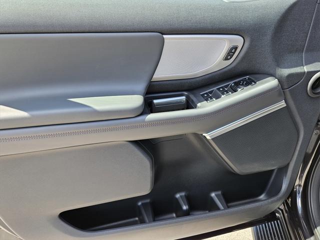 new 2025 Ford Expedition car, priced at $72,920