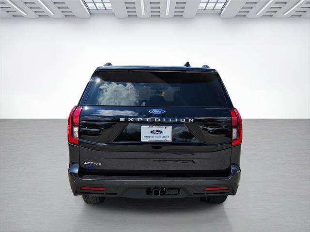 new 2025 Ford Expedition car, priced at $72,920