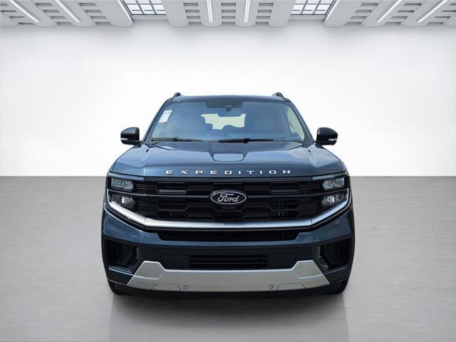 new 2025 Ford Expedition car, priced at $80,425