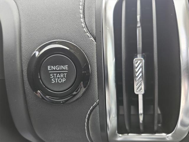 new 2025 Ford Expedition car, priced at $80,425