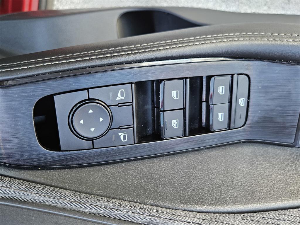 used 2023 Nissan Rogue car, priced at $21,592