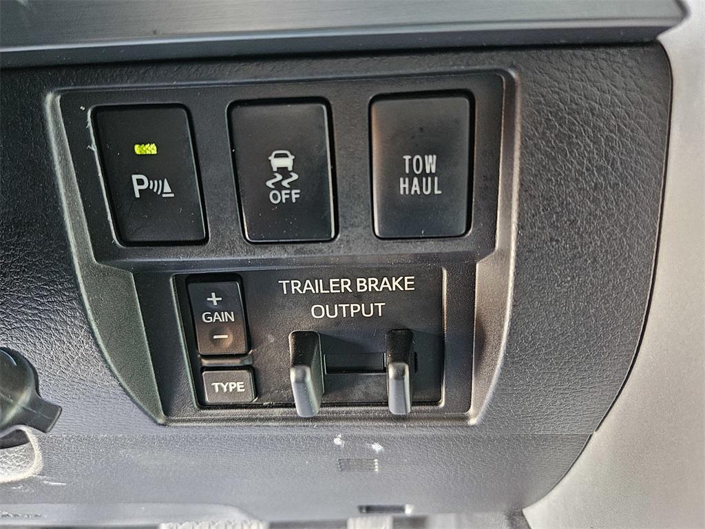 used 2016 Toyota Tundra car, priced at $30,692