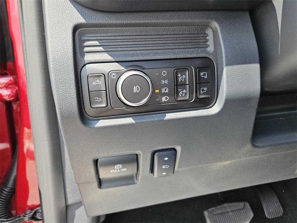 new 2025 Ford F-350 car, priced at $98,290