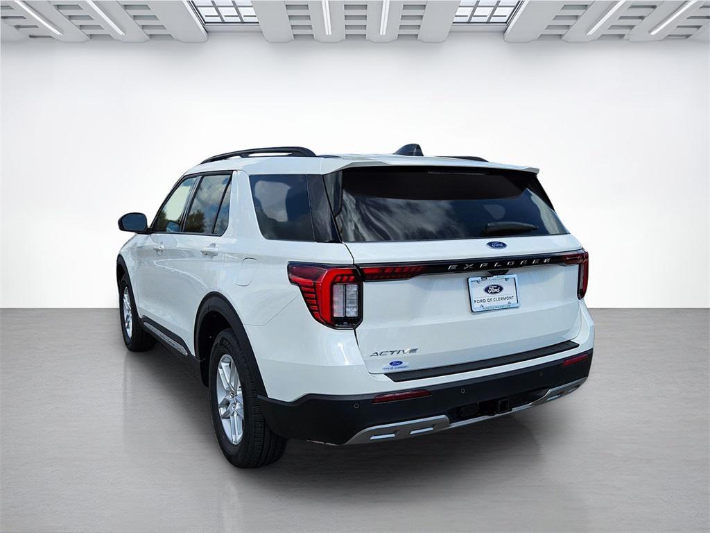 new 2025 Ford Explorer car, priced at $42,885