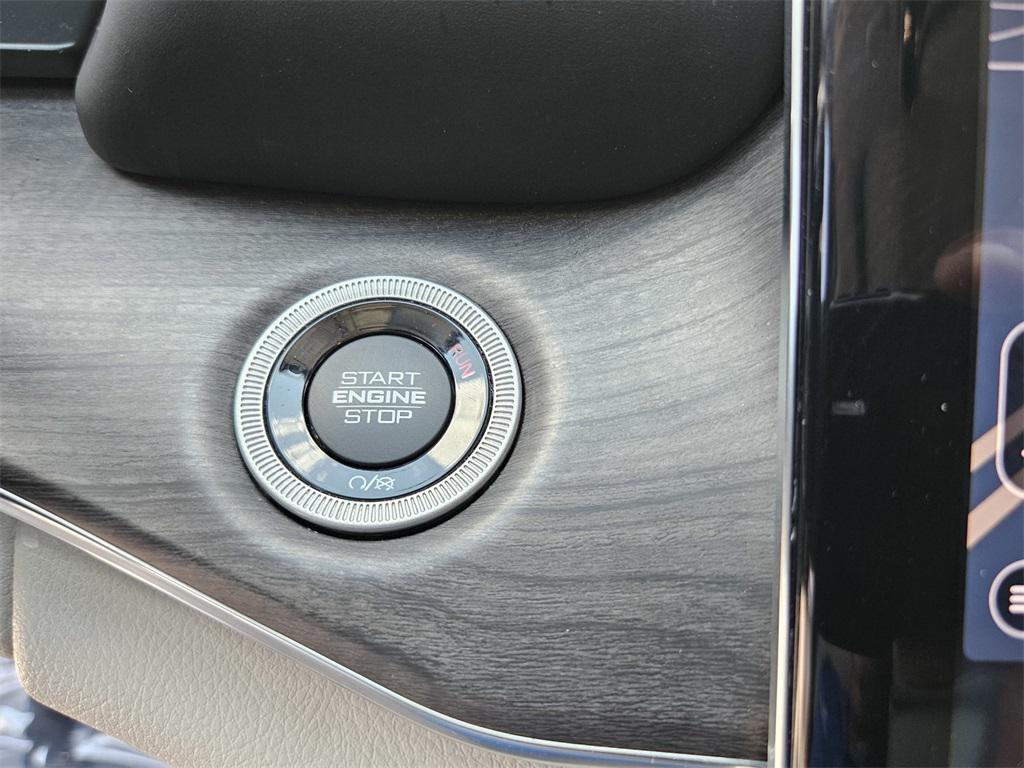 used 2021 Jeep Grand Cherokee L car, priced at $26,989