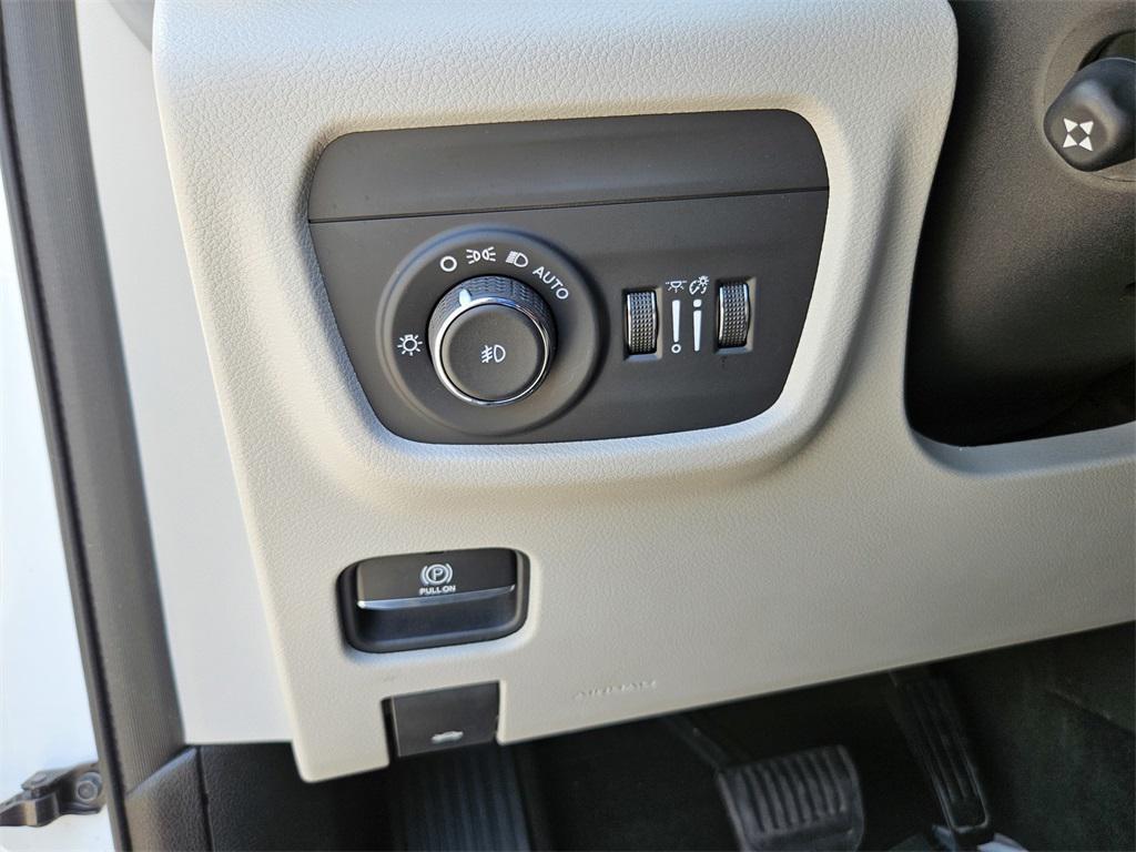 used 2021 Jeep Grand Cherokee L car, priced at $26,989