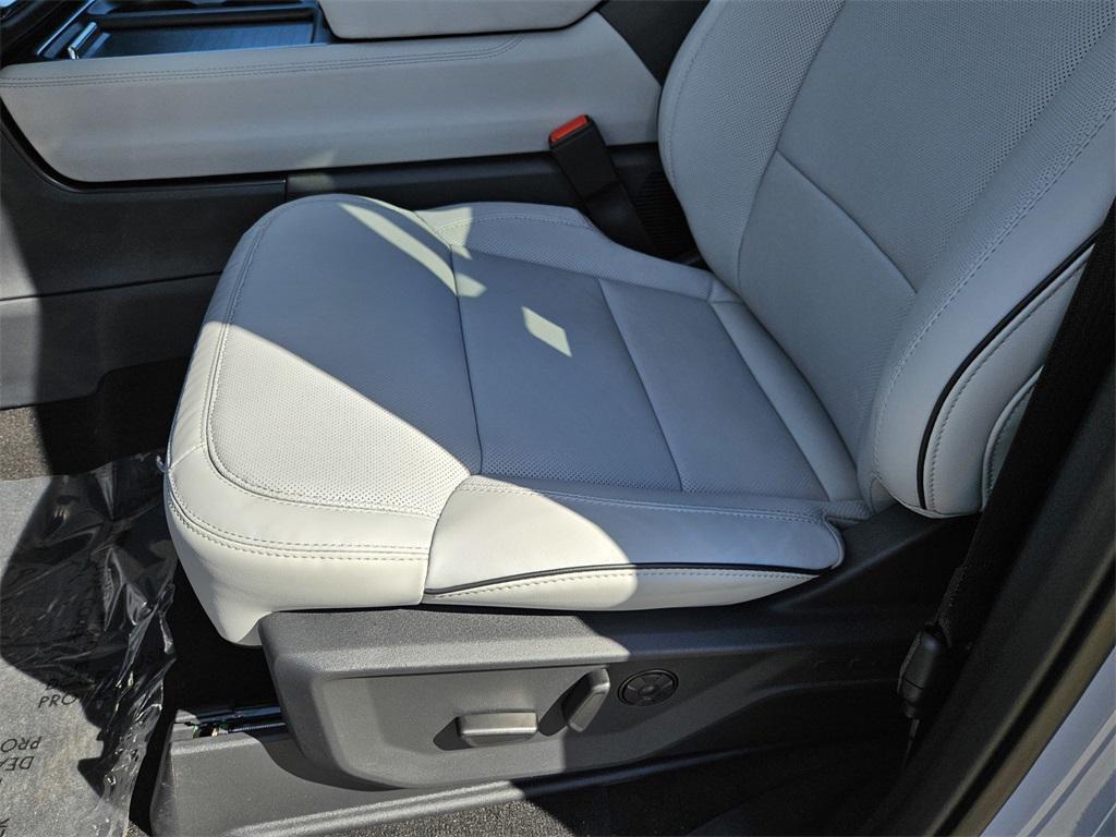 new 2025 Ford Expedition Max car, priced at $92,512