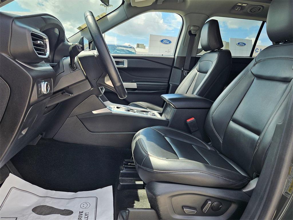 used 2022 Ford Explorer car, priced at $32,192