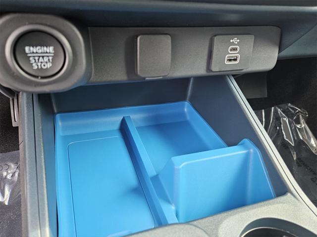 new 2025 Ford Maverick car, priced at $35,901