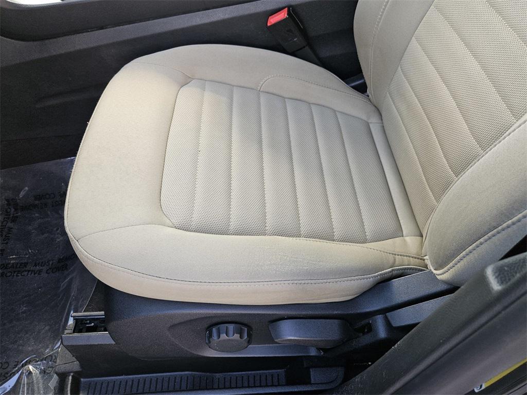 used 2024 Ford Edge car, priced at $24,992