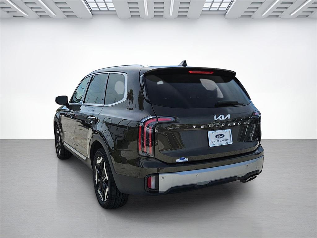 used 2023 Kia Telluride car, priced at $30,394
