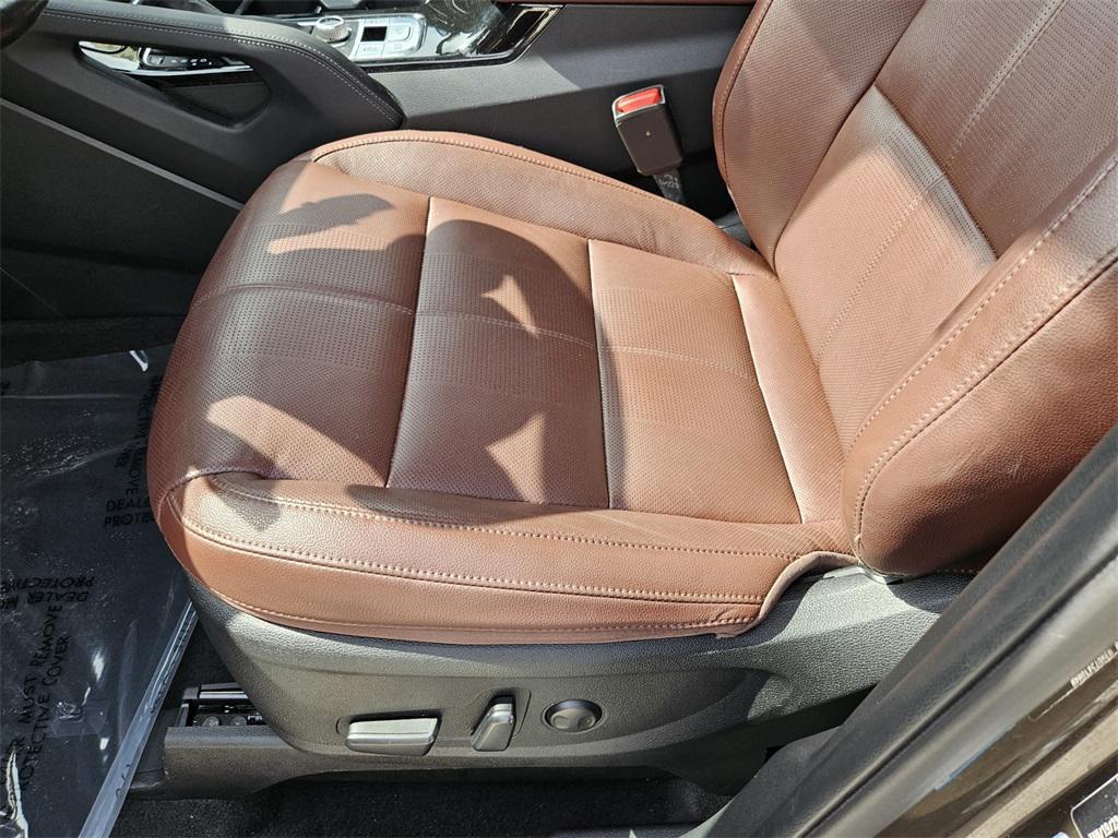 used 2023 Kia Telluride car, priced at $30,394
