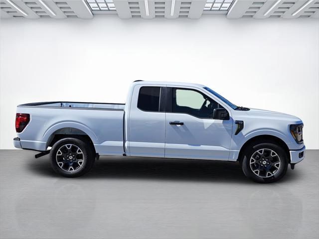 new 2024 Ford F-150 car, priced at $40,492