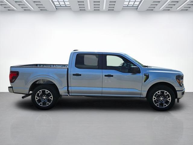 new 2025 Ford F-150 car, priced at $42,995