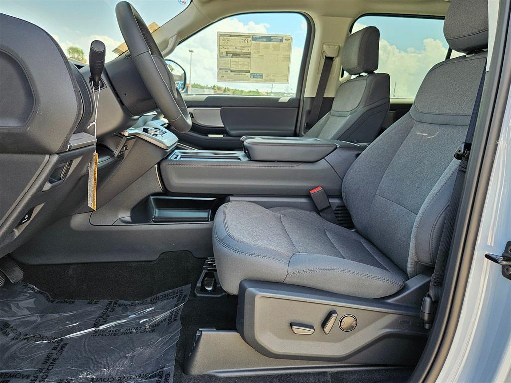 new 2025 Ford Expedition car, priced at $66,455