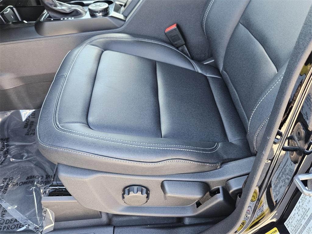 new 2025 Ford Bronco car, priced at $65,040