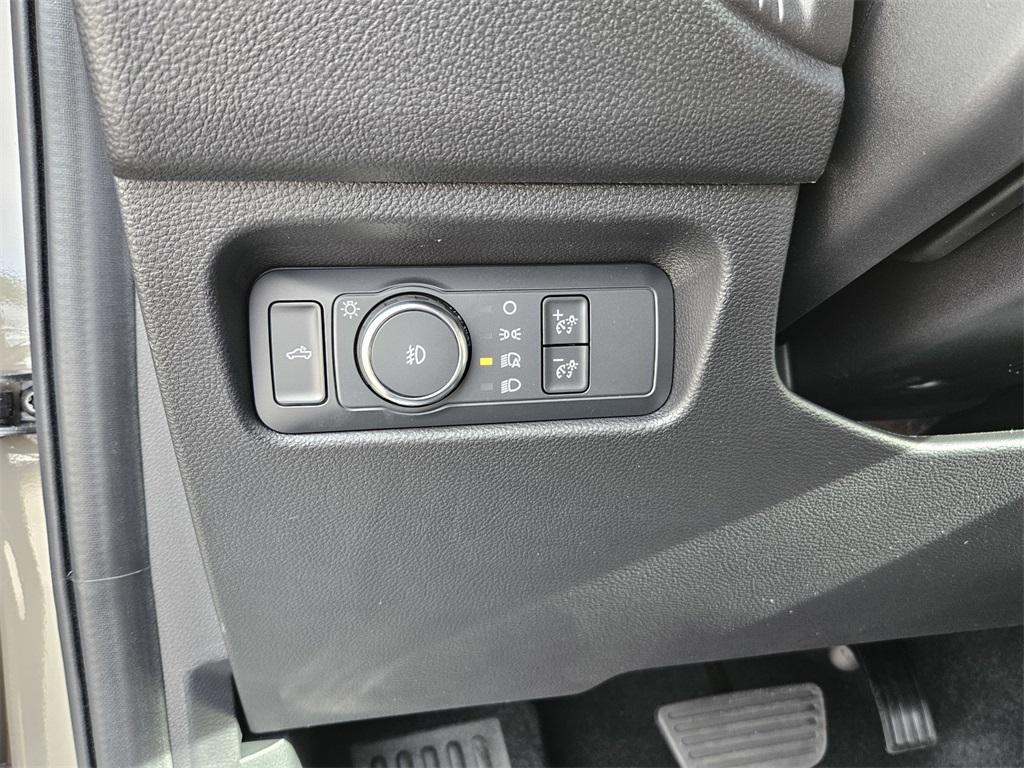 new 2025 Ford Ranger car, priced at $49,059