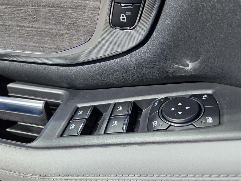 new 2025 Ford Expedition car, priced at $91,610