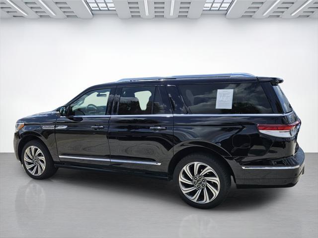 used 2022 Lincoln Navigator car, priced at $45,781