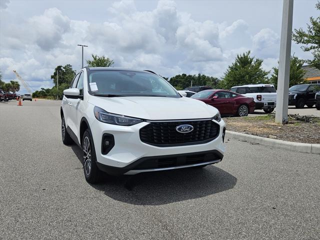 new 2025 Ford Escape PHEV car, priced at $38,634