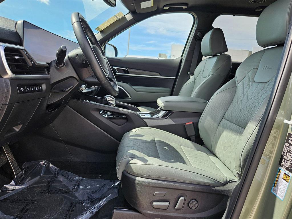used 2024 Kia Telluride car, priced at $37,884