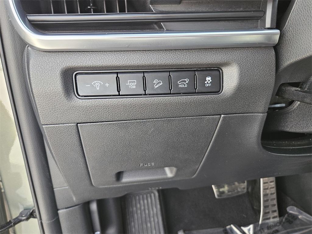 used 2024 Kia Telluride car, priced at $37,884