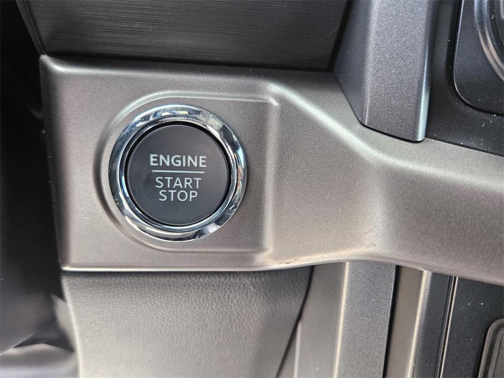 new 2025 Ford F-150 car, priced at $57,723