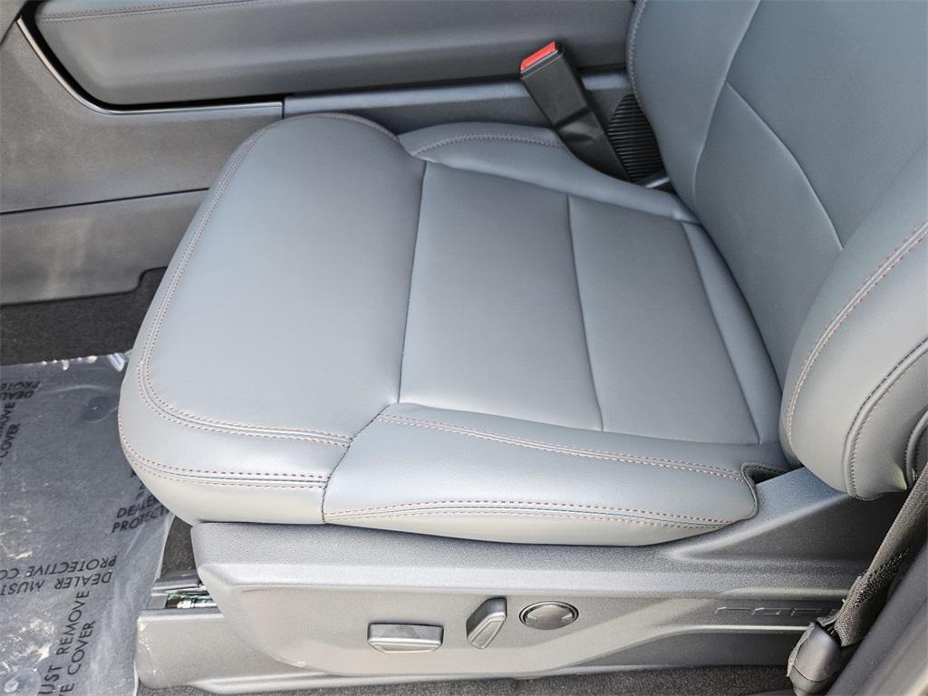 new 2025 Ford Expedition car, priced at $73,635