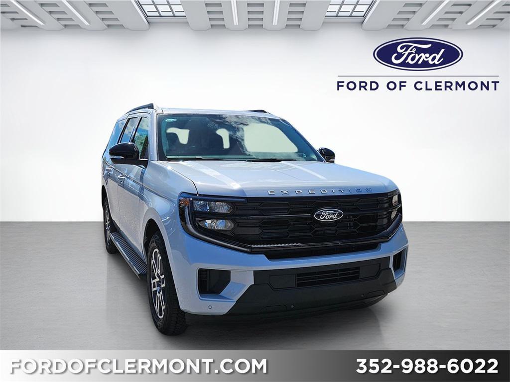 new 2025 Ford Expedition car, priced at $73,635