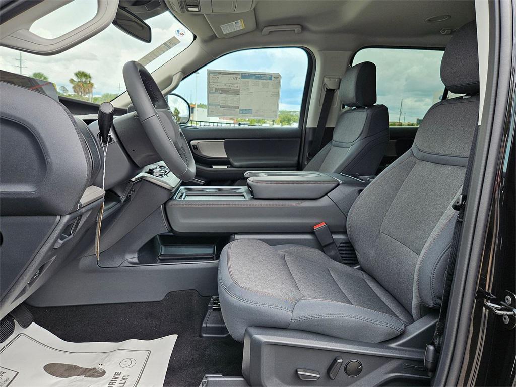 new 2025 Ford Expedition Max car, priced at $65,198