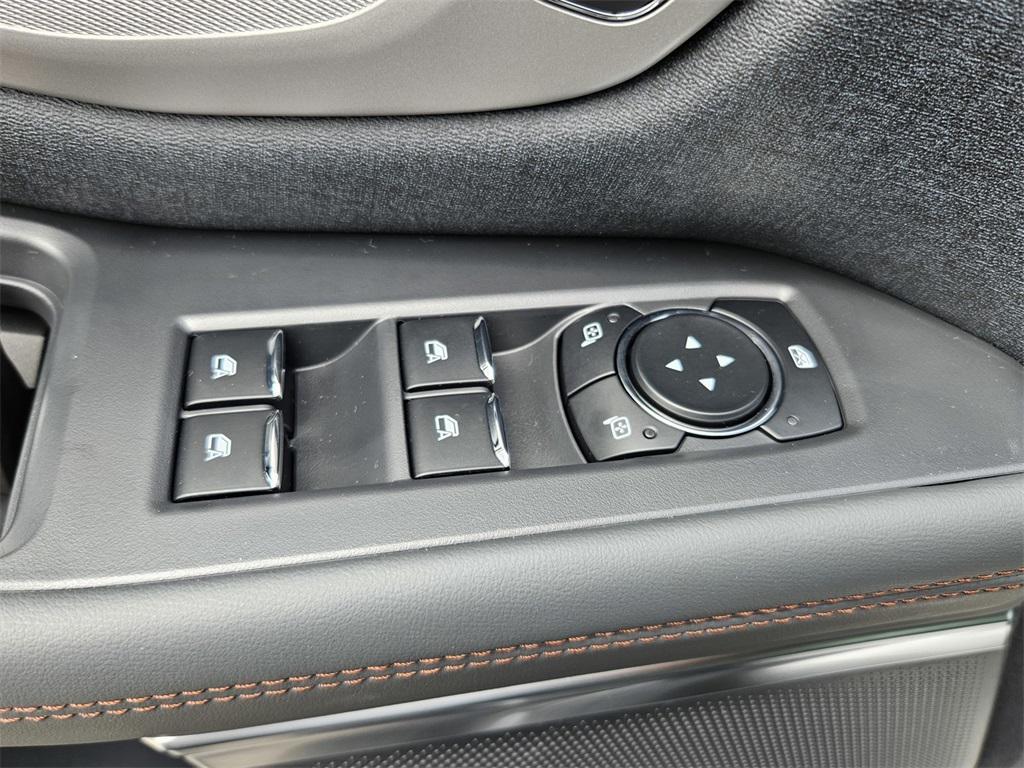 new 2025 Ford Expedition Max car, priced at $65,198
