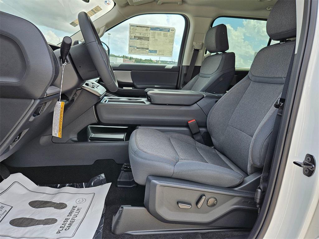 new 2025 Ford Expedition Max car, priced at $65,846