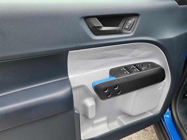 new 2025 Ford Maverick car, priced at $32,524