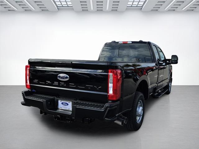 new 2025 Ford F-250 car, priced at $63,070