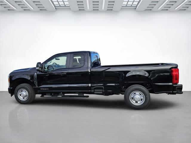 new 2025 Ford F-250 car, priced at $63,070