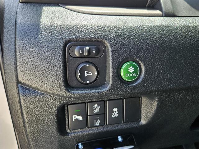 used 2022 Honda Passport car, priced at $25,891