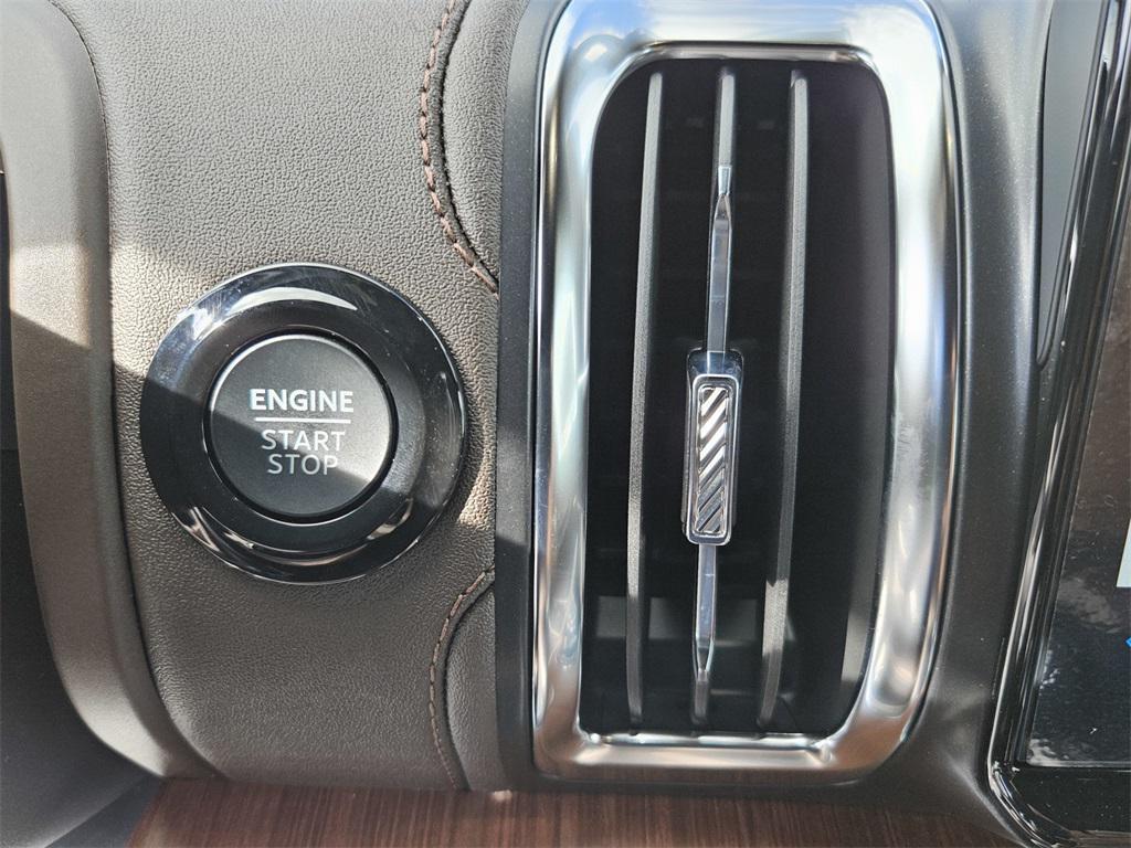 new 2025 Ford Expedition car, priced at $87,165