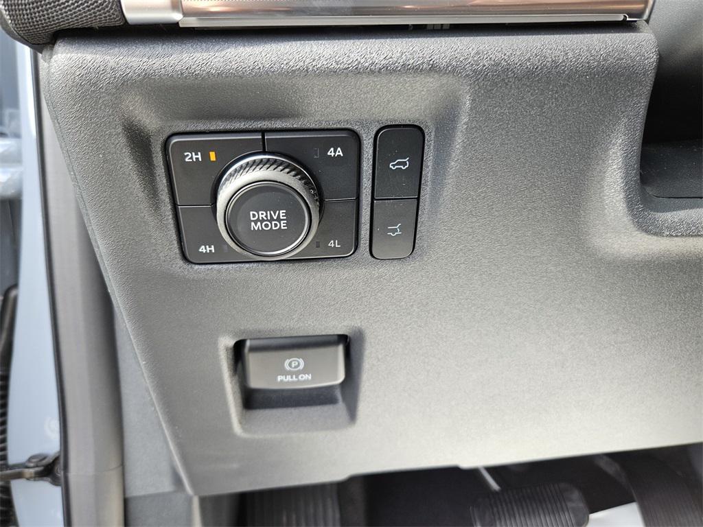 new 2025 Ford Expedition car, priced at $87,165